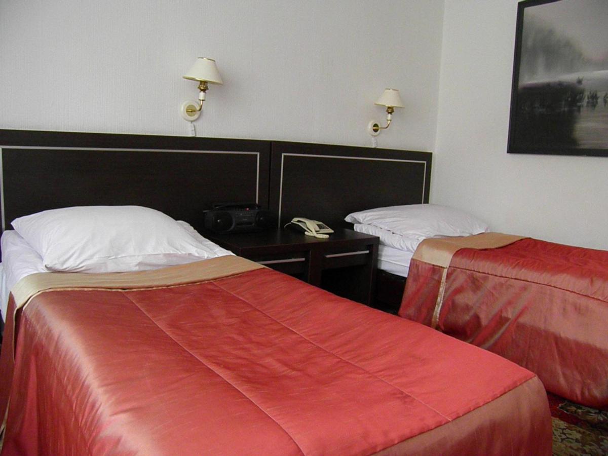 Hotel Gromada Arka Lux Koszalin Quarto foto
