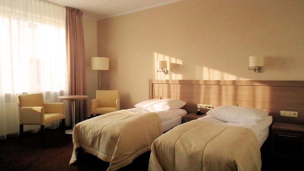 Hotel Gromada Arka Lux Koszalin Quarto foto